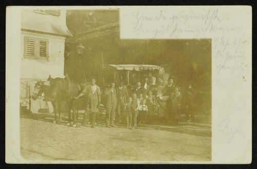 Pferdefuhrwerk vor der  Taube  in Alberschwende