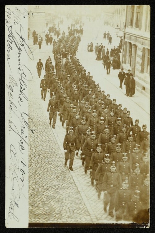 Soldatenzug durch die Bregenzer Kirchstraße