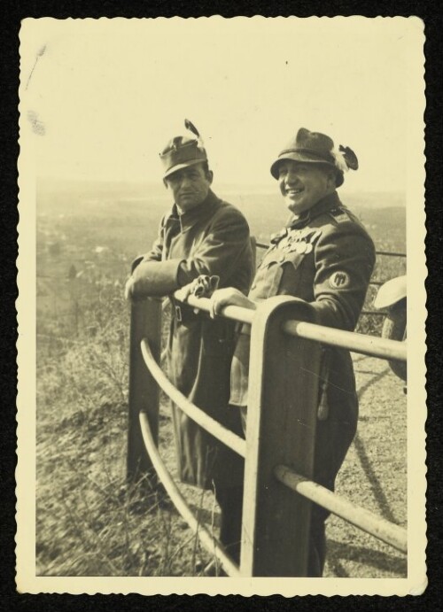 Vizekanzler Ernst Rüdiger Starhemberg und Heimwehrführer Toni Ulmer auf dem Pfänder