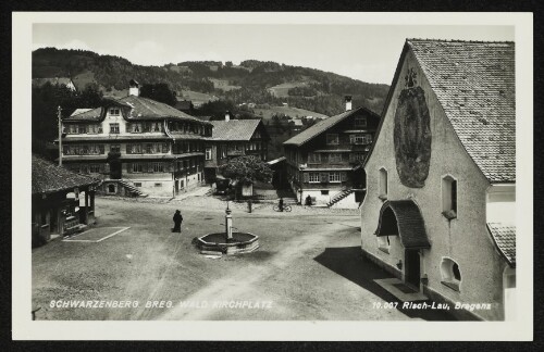 Schwarzenberg Breg. Wald Kirchplatz