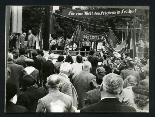 Kundgebung der Sozialistischen-Bodensee-Internationale 1957 in Bregenz