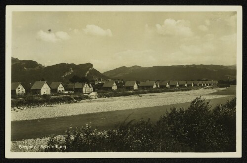 Bregenz, Siedlung an der Bregenzer Ache mit Schlossberg