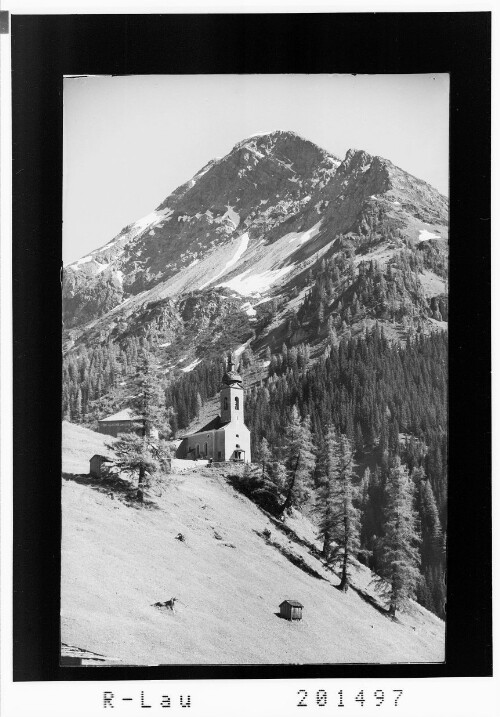 Kaisers 1530 m : [Pfarrkirche in Kaisers gegen Elferspitze / Ausserfern]