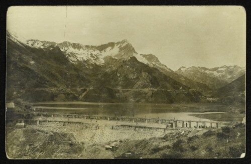 Bau der Staumauer am Spullersee