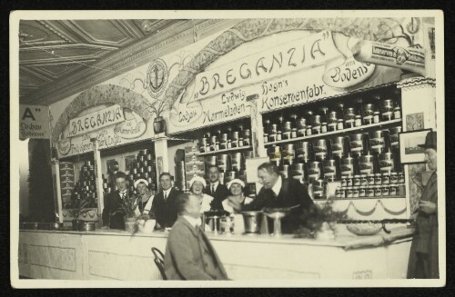 Messestand der Konservenfabrik Breganzia auf der Herbstmesse 1924