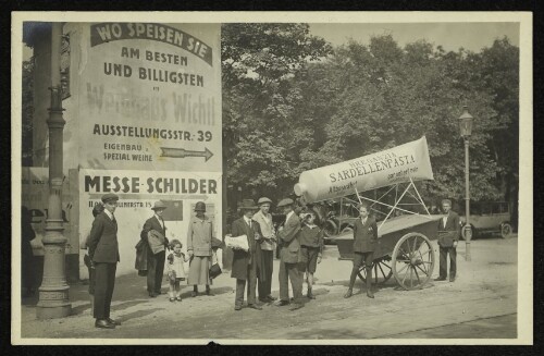 Wien, Leopoldstadt - Werbeaktion für Breganzia Sardellenpasta