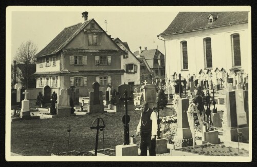Hörbranz, Kirche und Friedhof mit Kaplan Friedrich Heinzle
