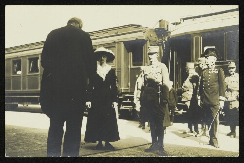 Kaiser Karl und Kaiserin Zita am Bregenzer Bahnhof