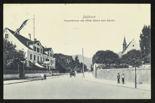 Feldkirch, Hauptstrasse mit Hôtel Bären und Kloster