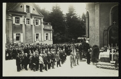 Gottesdienst vor der Nepomukkapelle