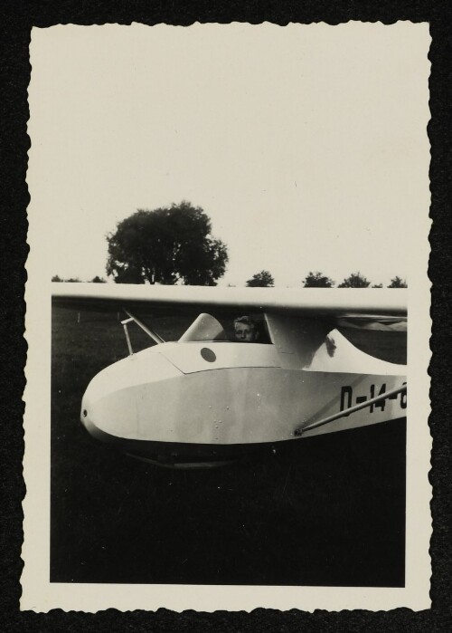 Segelflugzeug mit Pilot