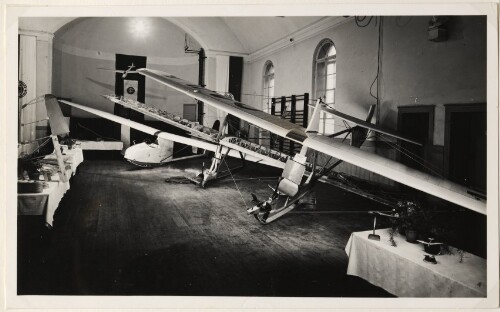 Segelflugzeuge, Ausstellung in der Turnhalle Markt in Dornbirn