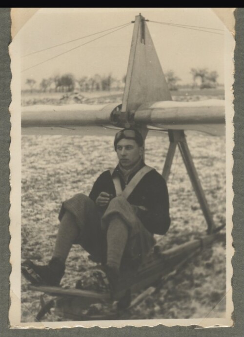 Pilot Willi Haider mit Schulgleiter