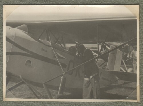 Motorflugzeug