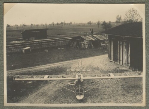 Segelflugzeug GRÜNE POST im Rohbau