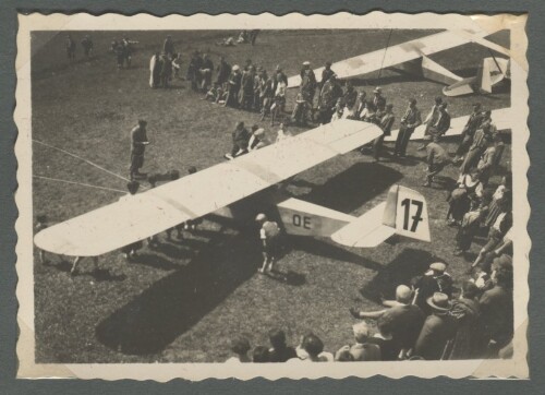Flugzeug GRÜNE POST, Flugzeugname WALTER HAGEN, Taufpatin Frau Messmer