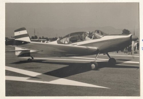 Motorflugzeug JOB 15