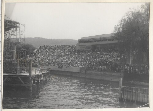 Luftcirkus in Bregenz, am See