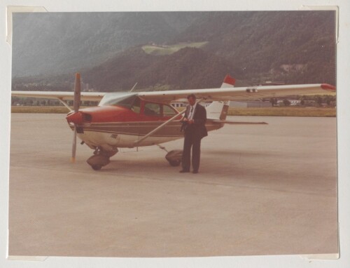 Motorflugzeug