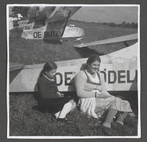 Flugzeug GRUNAU BABY der Fliegergruppe Dornbirn und HÜTTER H 17 der Fliegergruppe Hard