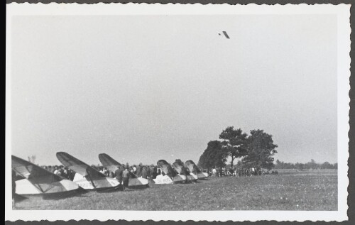 Flugzeugparade im Dornbirner Ried