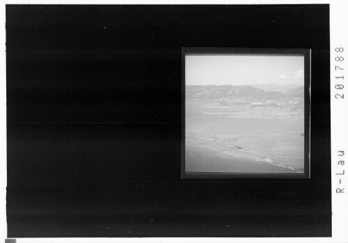 Hafen und Camping Rohrspitz mit Blick auf Bregenz und Pfänder