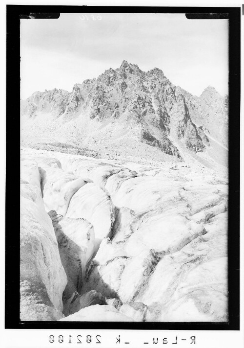 [Blick vom Litznergletscher zur Saarbrücker-Hütte und zum Kleinen Litzner]