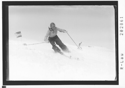 [Skiläuferin]