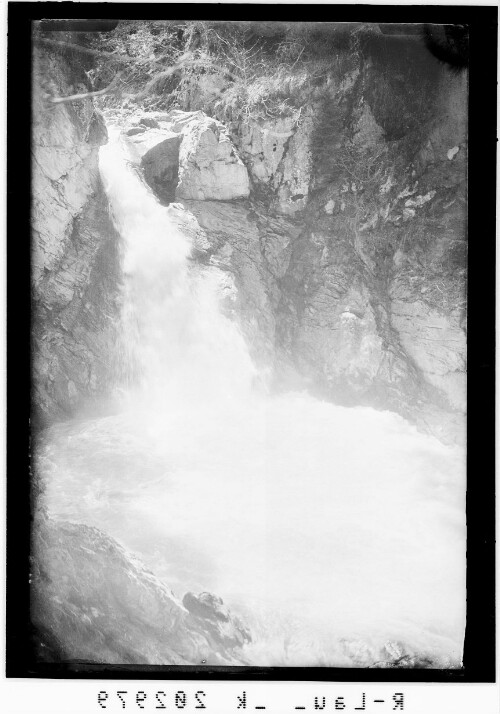 [Wasserfall in der Fimberschlucht im Paznaun in Tirol]