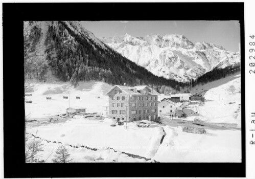 Sporthotel Post und Stammerspitze / Samnaun 1850 m