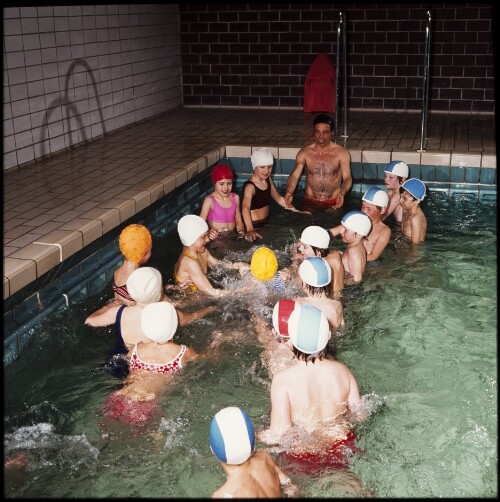 Pädagogische Akademie - Hallenbad