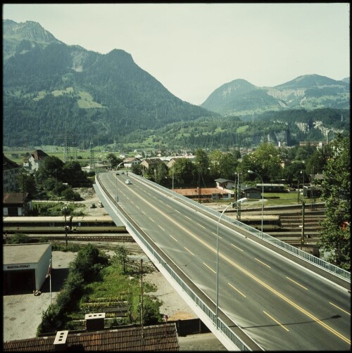 Bludenz, Bahnüberführung