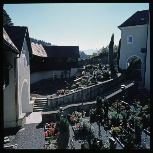 Innenhof Kirche - Rankweil