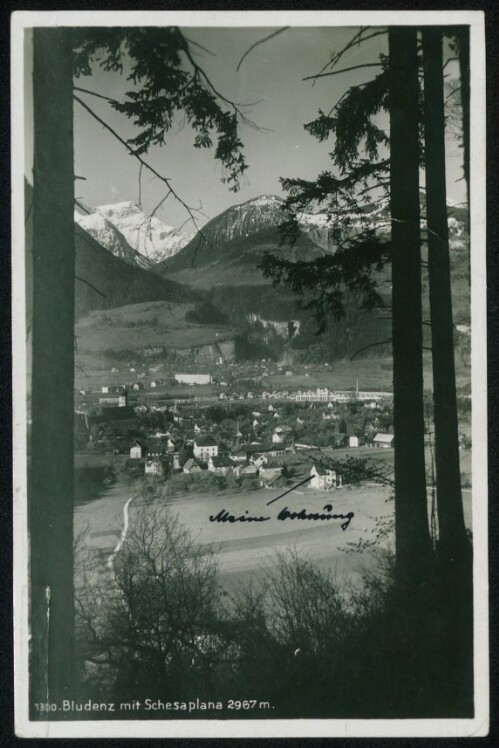 Bludenz mit Schesaplana 2967 m.