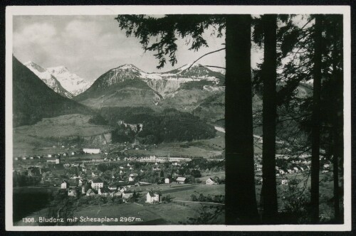 Bludenz mit Schesaplana 2967 m.