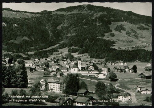 Andelsbuch mit Marienheim im Bregenzer Wald Vlbg.