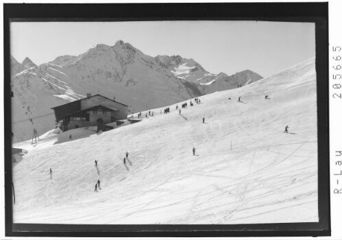 [Bergstation Galzig mit Blick in die Verwallgruppe]