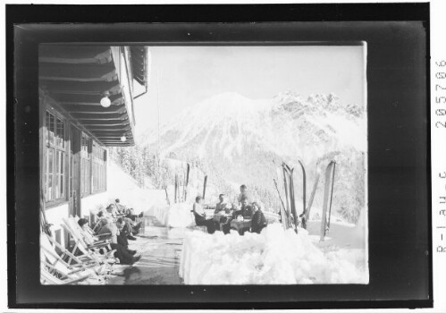 [Blick vom Alpengasthaus Muttersberg zum Gaisberg und zur Elsspitze]