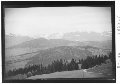 [Blick von der Pfänderdohle in den Bregenzerwald]