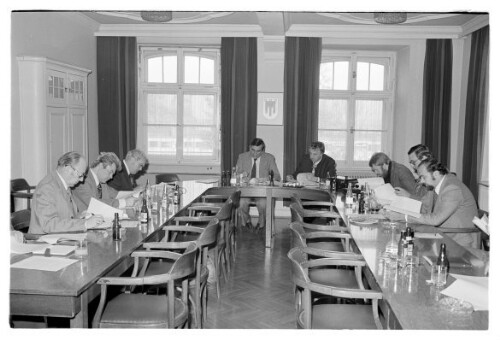 Mandl, Pressekonferenz, Schnellporträts