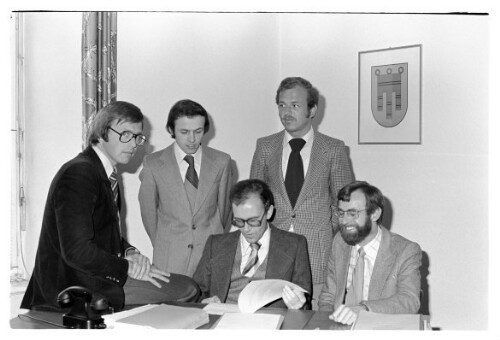 Beschwerdestelle, 5 Beamte