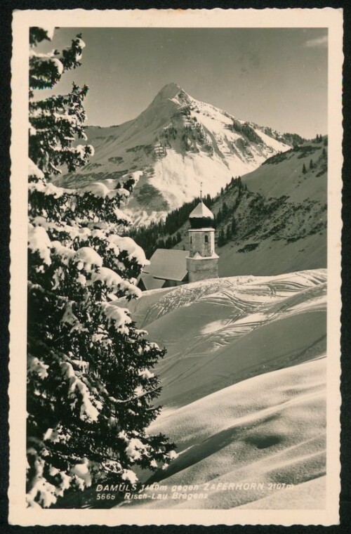 Damüls 1430 m gegen Zaferhorn 2107 m