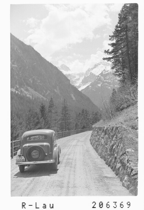 [Strasse nach Brand / Blick zur Scesaplana]